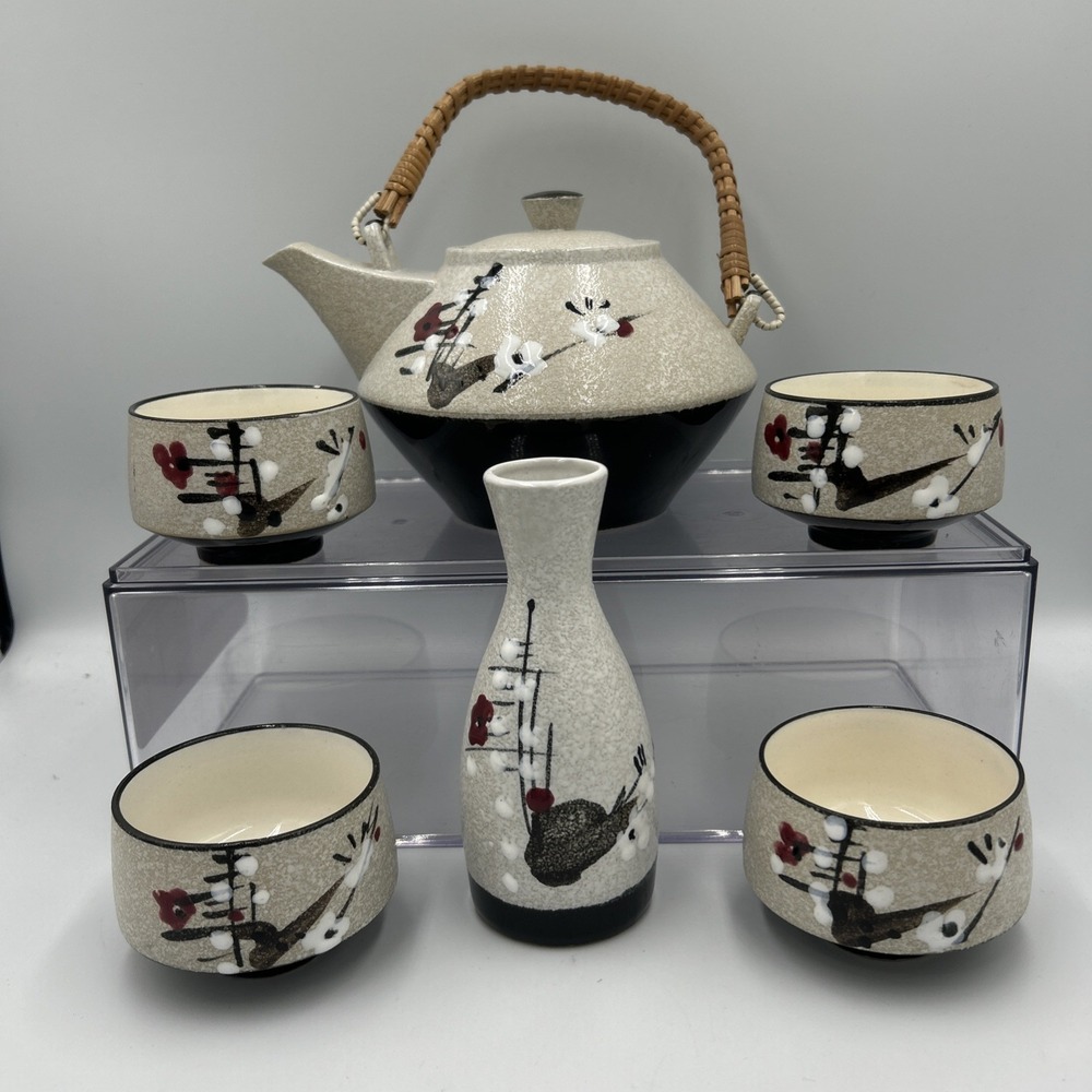 VTG Japanese Teapot & 4 Cups Set Bamboo Handle Stoneware RED WHITE BLACK FLORAL